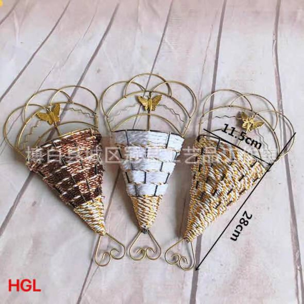 Easy Life Wall Hanging Planter Basket  For Design (Heart Shape Design) HGL